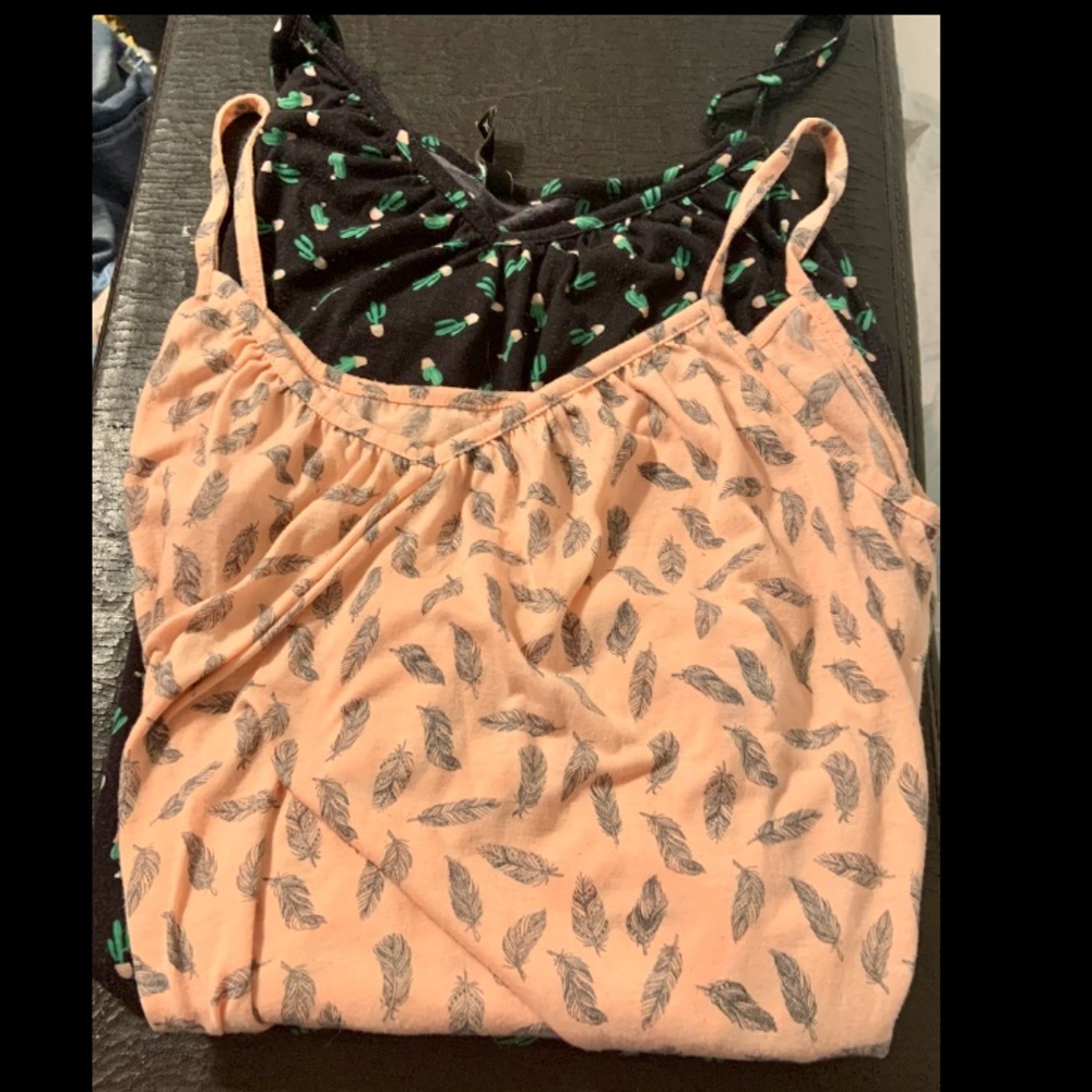 Women's XL tanktop lot
